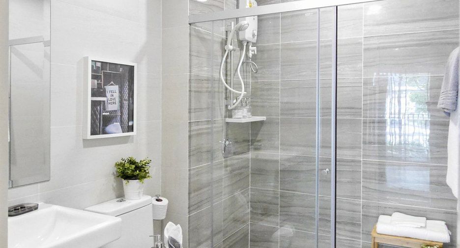 À vendre 1 chambre condo à Mueang Samut Prakan, Samut Prakan