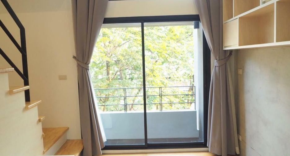 For rent and for sale 1 bed condo in Huai Khwang, Bangkok