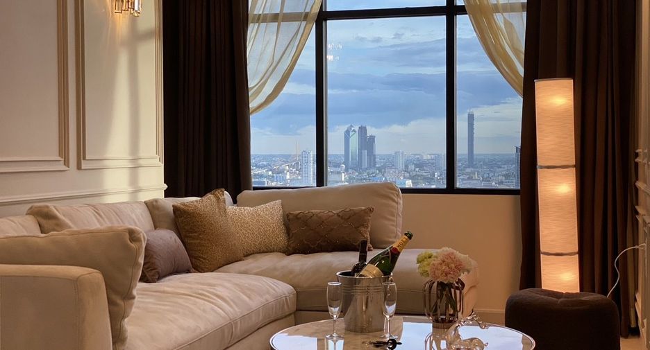 For sale 2 bedrooms condo in Sathon, Bangkok