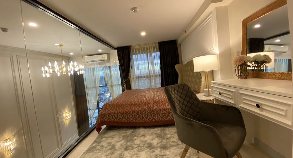 For sale 2 bedrooms condo in Sathon, Bangkok