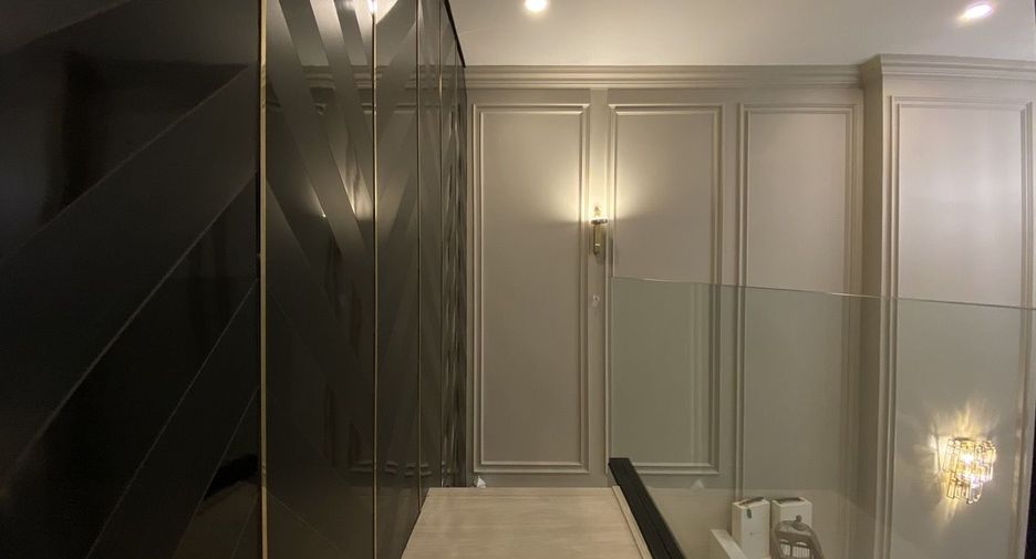For sale 2 bedrooms condo in Sathon, Bangkok
