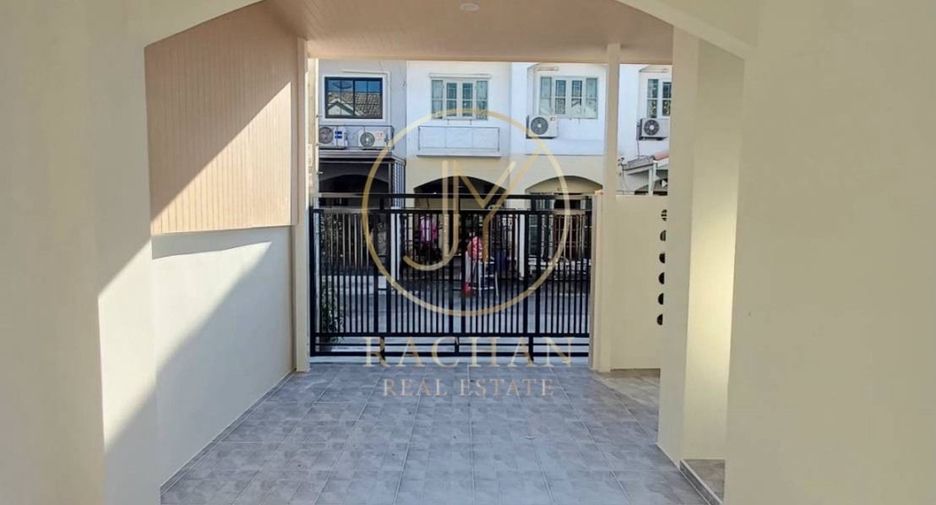 Casa adosada en venta de 4 habitaciones en Bang Bua Thong, Nonthaburi