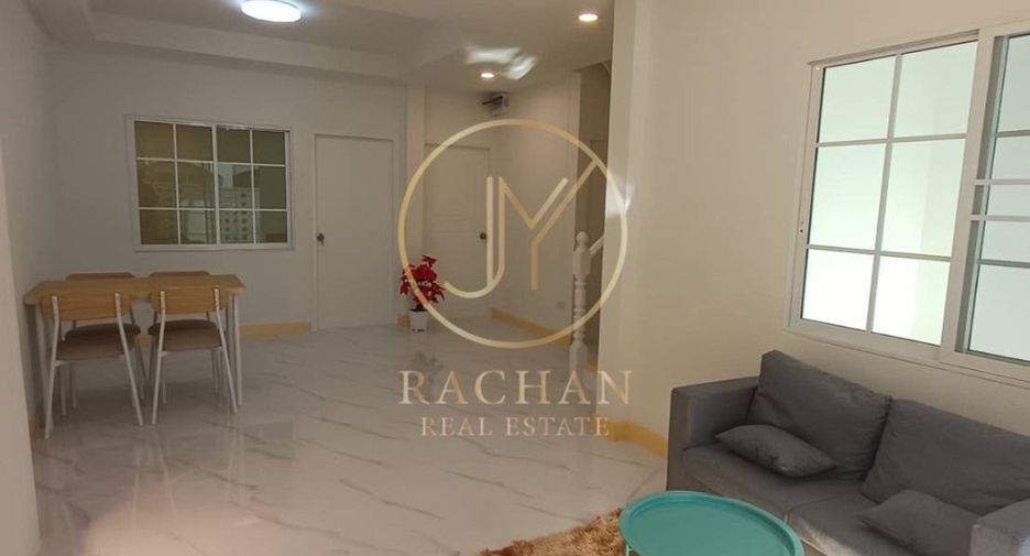 Reihenhaus zum Kauf mit 4 Zimmer in Bang Bua Thong, Nonthaburi
