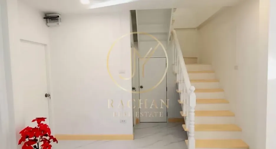 Reihenhaus zum Kauf mit 4 Zimmer in Bang Bua Thong, Nonthaburi