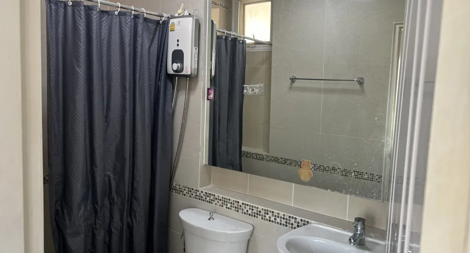 For sale and for rent 3 bedrooms house in Si Racha, Chonburi