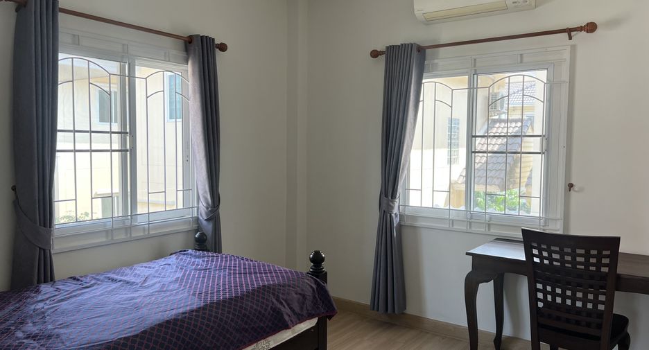 For sale and for rent 3 bedrooms house in Si Racha, Chonburi