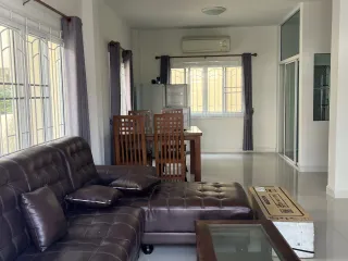 For sale and for rent 3 bedrooms house in Si Racha, Chonburi