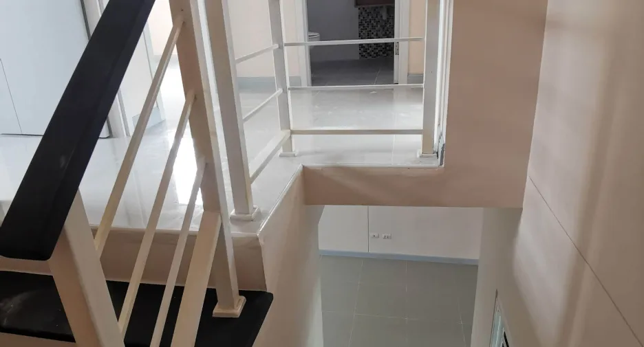 Продажа 3 спальни таунхаус в Sam Phran, Накхонпатхом