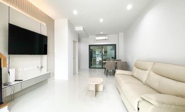 Reihenhaus zum Kauf mit 3 Zimmer in Phra Pradaeng, Samut Prakan