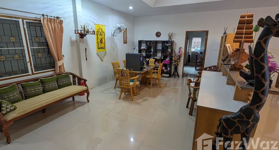 For sale 3 bedrooms house in Mueang Surat Thani, Surat Thani