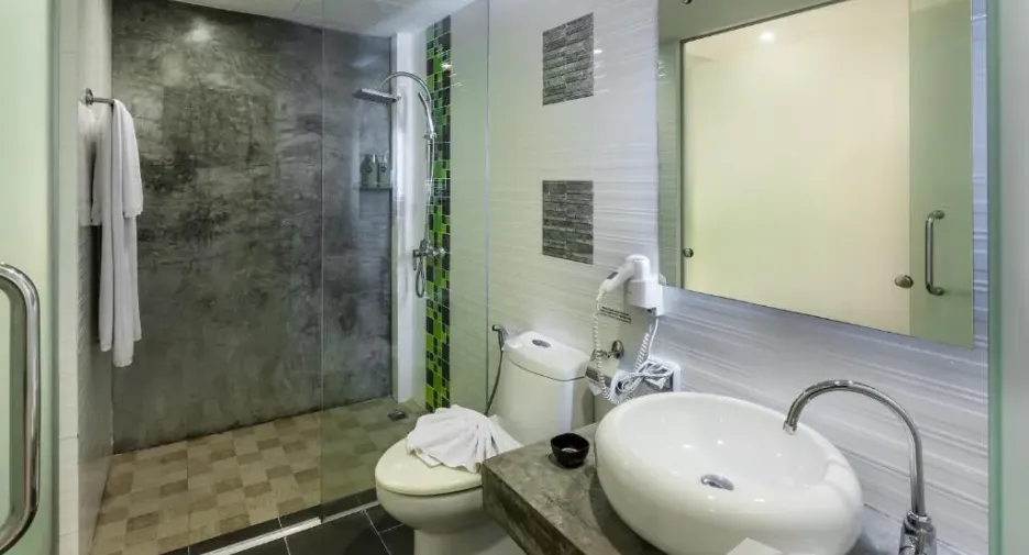 For sale 55 ベッドルーム hotel in Kathu, Phuket