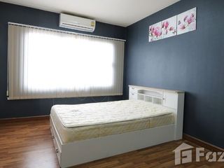 For sale 4 bedrooms townhouse in Khan Na Yao, Bangkok