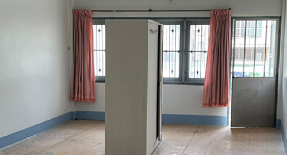 For sale 2 ベッドルーム townhouse in Hat Yai, Songkhla