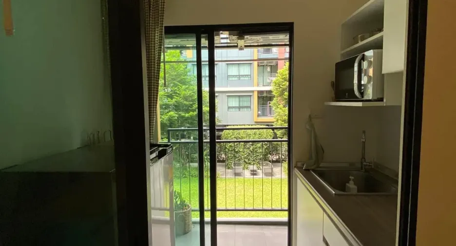 For sale 1 bed condo in Lat Krabang, Bangkok