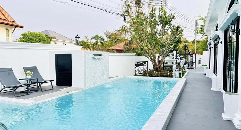 出售 4 卧室 别墅 在 Bang Lamung, Chon Buri