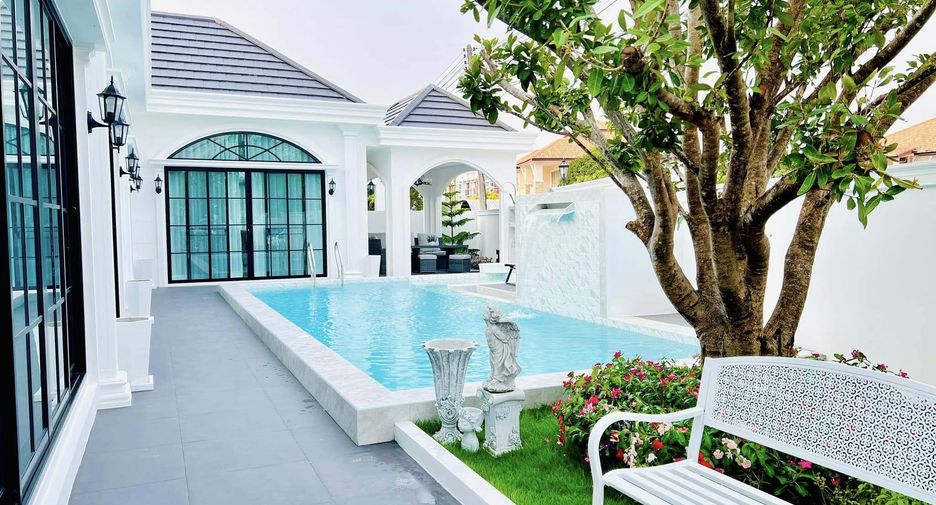 出售 4 卧室 别墅 在 Bang Lamung, Chon Buri