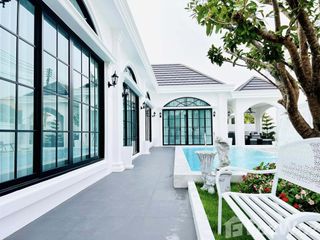 Villa en venta de 4 habitaciones en Bang Lamung, Chonburi