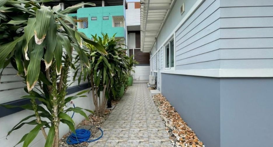 Casa en venta de 5 habitaciones en Lat Krabang, Bangkok