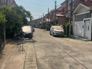 For sale and for rent 2 bedrooms townhouse in Bang Bua Thong, Nonthaburi
