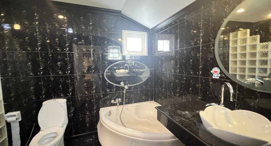 Haus zum Kauf und zur Miete mit 6 Zimmer in Bang Lamung, Chonburi