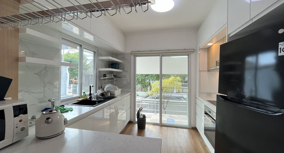 Haus zum Kauf und zur Miete mit 6 Zimmer in Bang Lamung, Chonburi