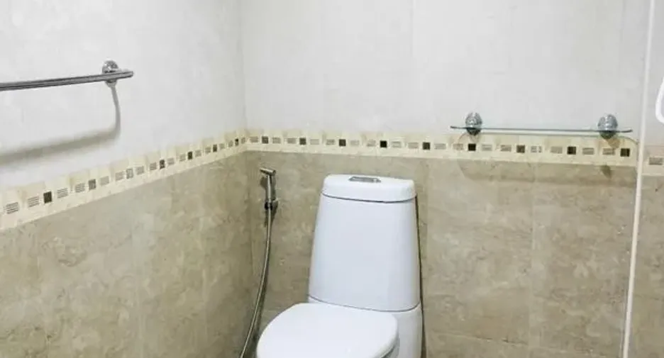 For sale 6 bedrooms house in Lat Krabang, Bangkok