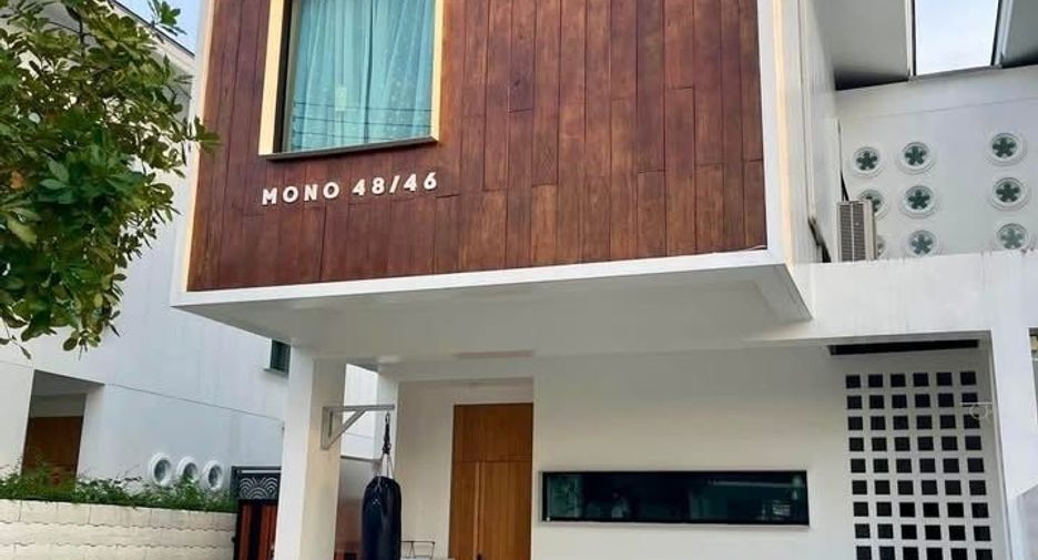 For sale 4 bedrooms villa in Mueang Phuket, Phuket