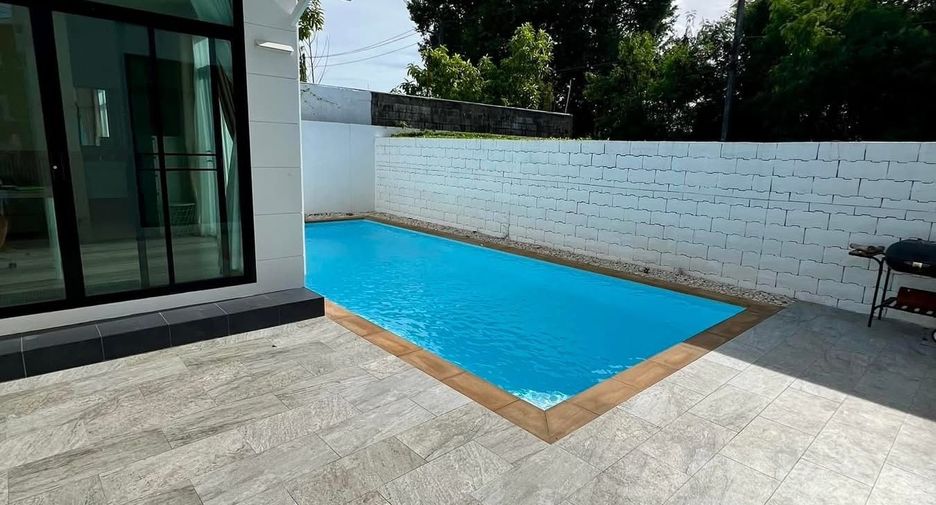 For sale 4 bedrooms villa in Mueang Phuket, Phuket