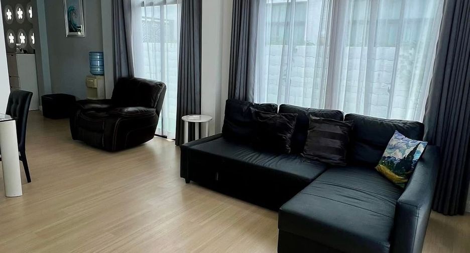 Villa zum Kauf mit 4 Zimmer in Mueang Phuket, Phuket