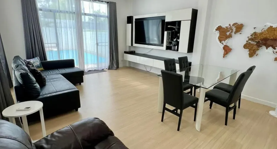 Villa zum Kauf mit 4 Zimmer in Mueang Phuket, Phuket