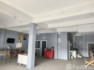 Local comercial en venta de 4 habitaciones en Sattahip, Chonburi