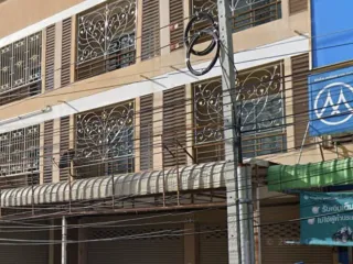 Local comercial en venta de 4 habitaciones en Sattahip, Chonburi