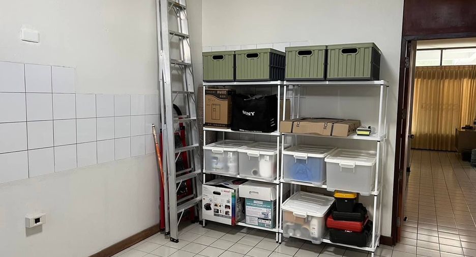 Reihenhaus zum Kauf mit 4 Zimmer in Suan Luang, Bangkok