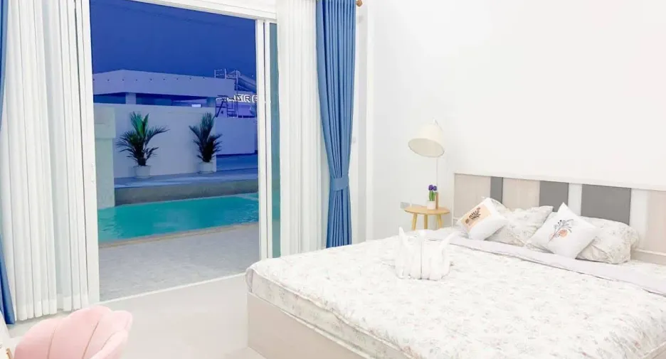 For rent 5 bedrooms villa in Bang Lamung, Chonburi