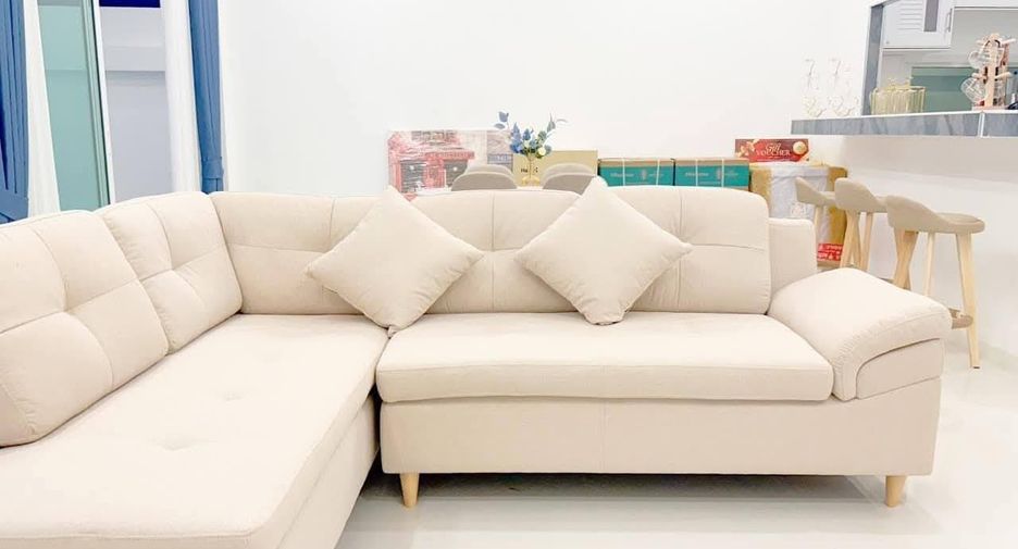 For rent 5 bedrooms villa in Bang Lamung, Chonburi