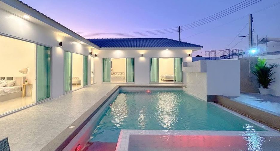 For rent 5 bedrooms villa in Bang Lamung, Chonburi