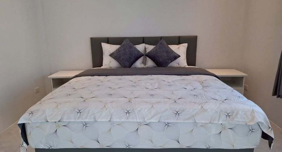 For rent 3 bedrooms townhouse in Mueang Phuket, Phuket