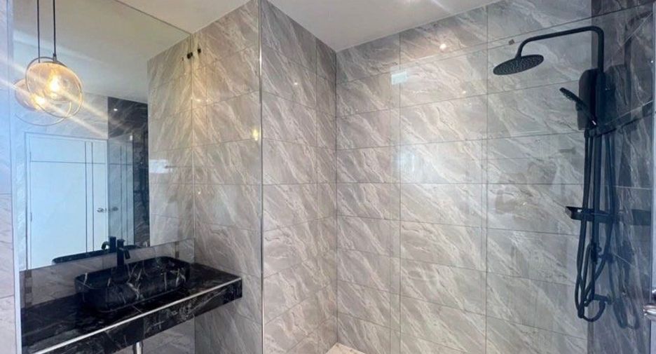 For rent 3 bedrooms townhouse in Mueang Phuket, Phuket