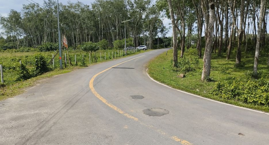 出售 土地 在 Mueang Trang, Trang