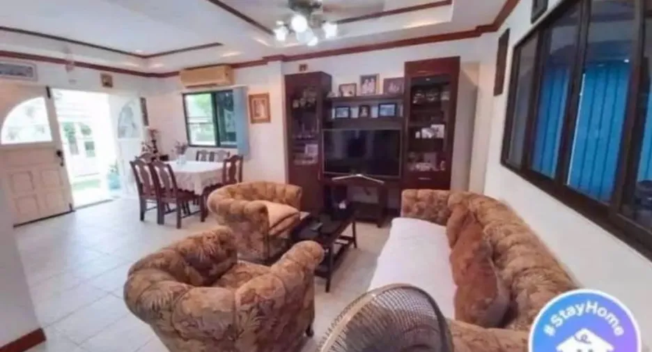 For rent 3 bedrooms villa in Bang Lamung, Chonburi