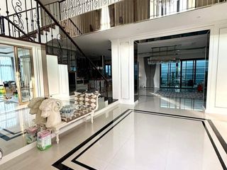 For sale 4 bedrooms house in Thawi Watthana, Bangkok