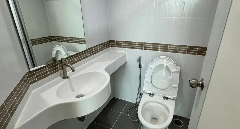 For rent 1 bed condo in Mueang Udon Thani, Udon Thani