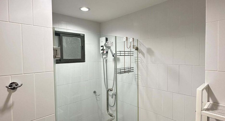Wohnung zum Kauf und zur Miete mit 1 Zimmer in Khlong Toei, Bangkok