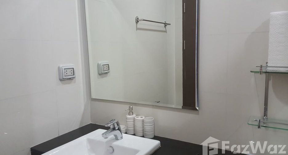 出售 和 出租 1 卧室 公寓 在 Si Racha, Chon Buri