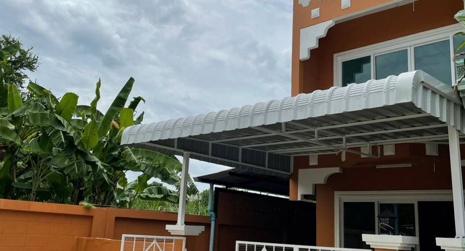 For sale 2 bedrooms townhouse in Nong Khaem, Bangkok