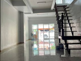 For sale 2 bedrooms townhouse in Nong Khaem, Bangkok