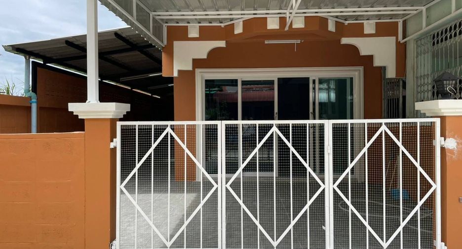 For sale 2 bedrooms townhouse in Nong Khaem, Bangkok