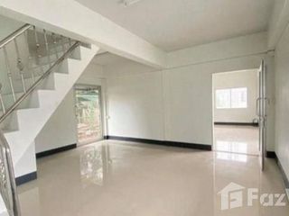 À louer studio maison à Si Racha, Chonburi