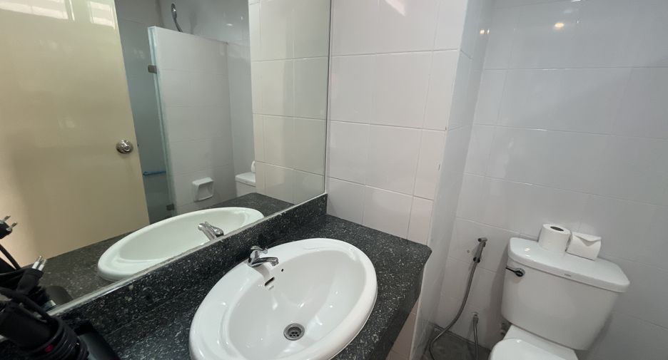 For rent 2 bedrooms apartment in Mueang Phuket, Phuket