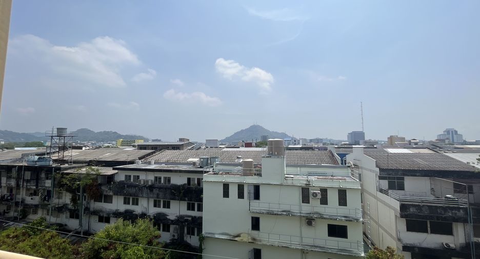 For rent 2 bedrooms apartment in Mueang Phuket, Phuket